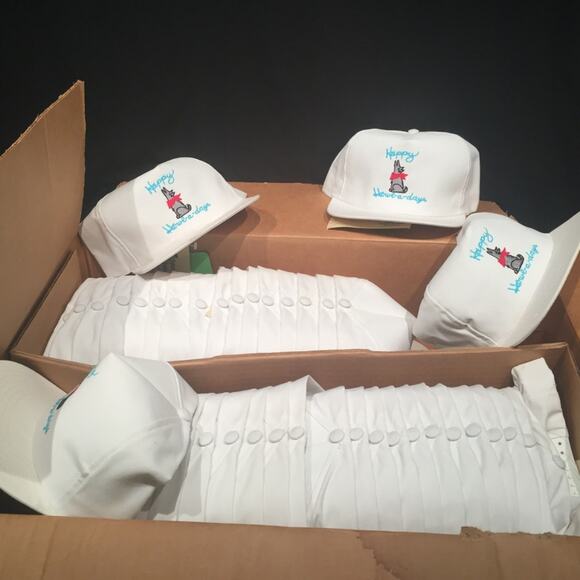 Trucker Hat Happy Howl-a-Days Coyote Humor Golf Baseball Cap Holidays NWT Retro - Picture 2 of 8